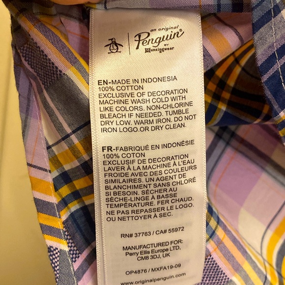 Original Penguin casual short sleeved buttoned down shirt. Perfect for summer. - Picture 8 of 9